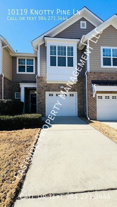 10119 Knotty Pine Ln in Raleigh, NC - Building Photo