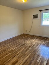 567 Armstrong Ave in Staten Island, NY - Building Photo - Building Photo