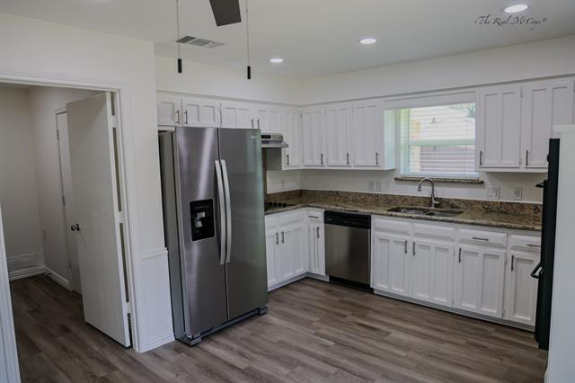 2122 Teakwood Ln in Plano, TX - Building Photo