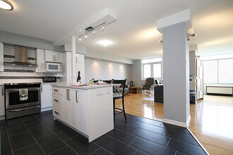 1025 Grenon Ave in Ottawa, ON - Building Photo - Building Photo