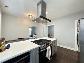 1721 N Mozart St in Chicago, IL - Building Photo - Building Photo