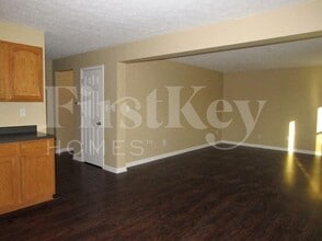 11419 High Grass Dr in Indianapolis, IN - Foto de edificio - Building Photo