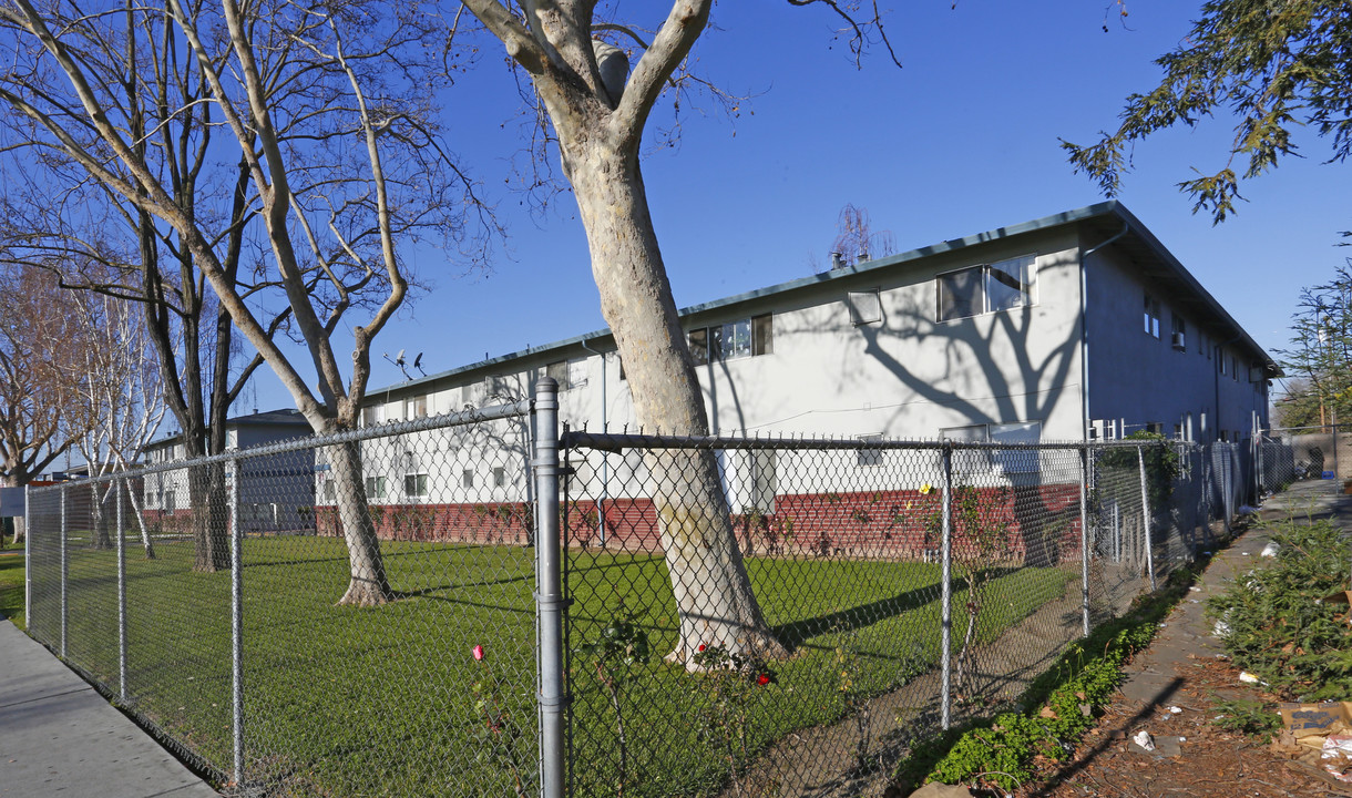 McKee Apartments in San Jose, CA - Building Photo