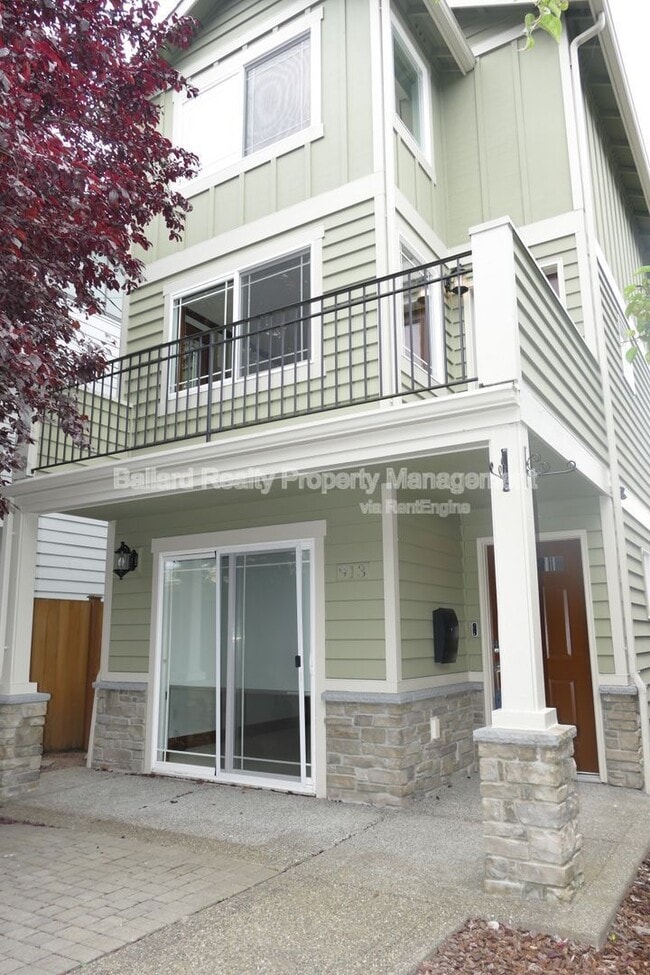 property at 913 NW 51st St
