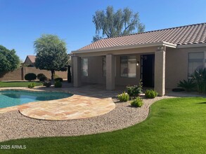 4334 E Mossman Rd in Phoenix, AZ - Building Photo - Building Photo