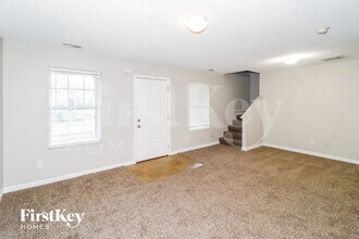 10225 Cottage Farms Dr in Memphis, TN - Building Photo - Building Photo