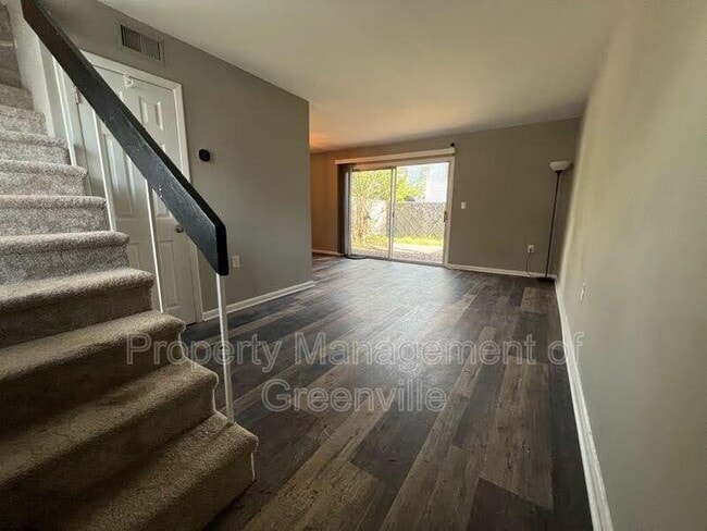 3706 E North St in Greenville, SC - Building Photo - Building Photo