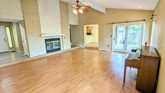 7720 S Lakewood Ave in Tulsa, OK - Building Photo