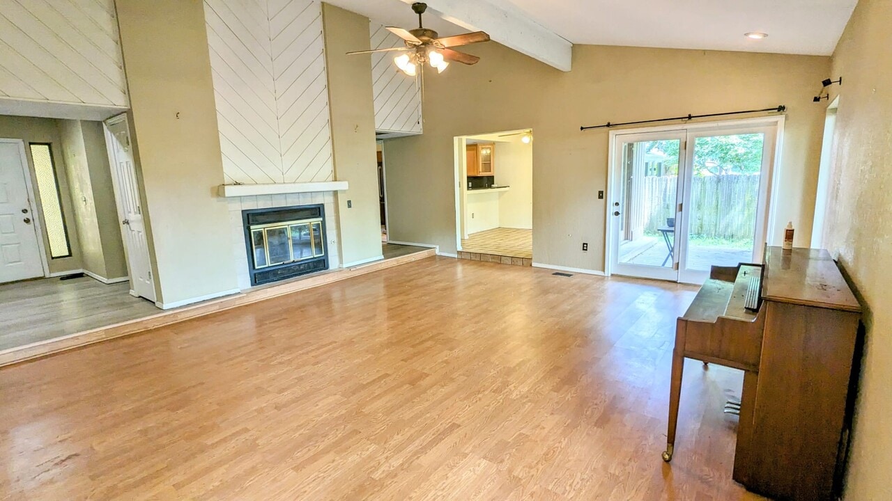 7720 S Lakewood Ave in Tulsa, OK - Building Photo