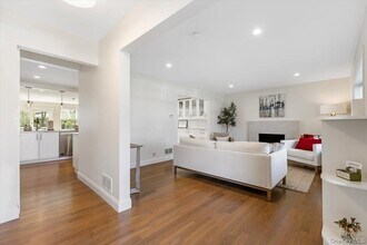 34 Tuckahoe Ave in Eastchester, NY - Building Photo - Building Photo