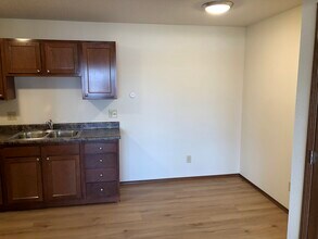 3505 S West Ave, Unit 6 in Sioux Falls, SD - Building Photo - Building Photo