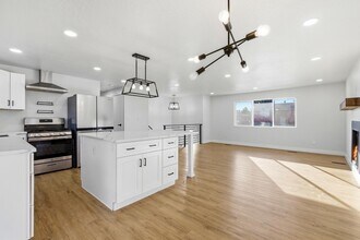 5210 Woodledge Ave in West Valley City, UT - Building Photo - Building Photo