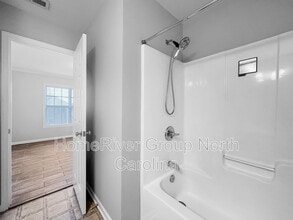 3849 Hickswood Creek Dr in High Point, NC - Building Photo - Building Photo