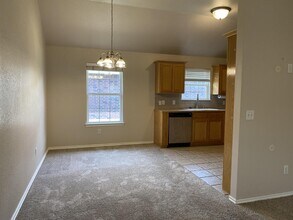 4100 Applegate Dr in Moore, OK - Building Photo - Building Photo