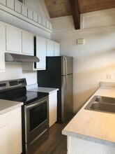 989 Tahoe Blvd-Unit -TRC #20 in Incline Village, NV - Building Photo - Building Photo