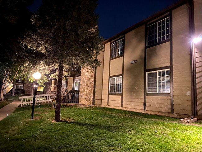 1872 S Pitkin Cir in Aurora, CO - Building Photo - Building Photo