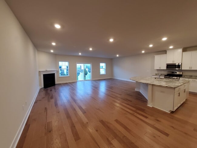 51 Gerhard Pl in Morristown, NJ - Building Photo - Building Photo