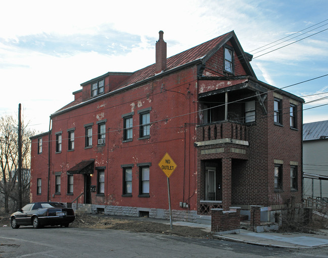 2316 Kenton in Cincinnati, OH - Building Photo - Building Photo