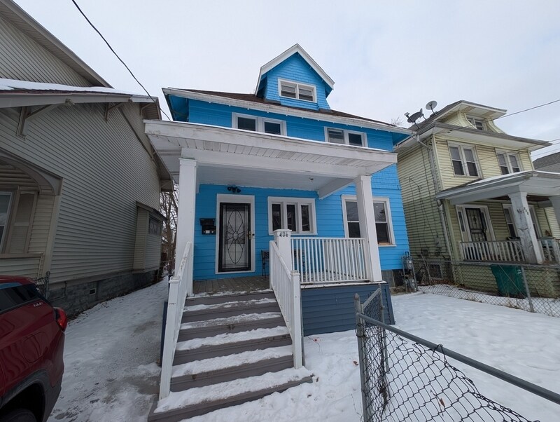 406 Wyoming Ave in Buffalo, NY - Building Photo