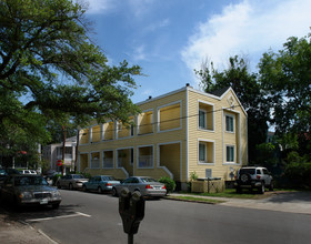 18-32 Ogier St in Charleston, SC - Building Photo - Building Photo