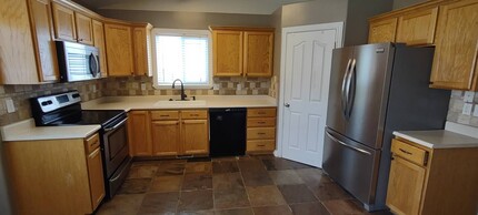 7853 Apache Ln in Eagle Mountain, UT - Building Photo - Building Photo