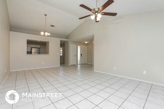 121 Sunwood Ct in Kissimmee, FL - Building Photo - Building Photo