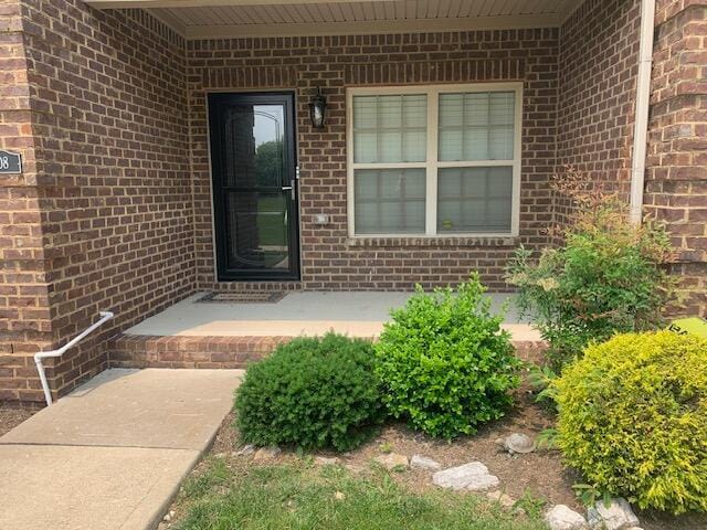 1308 Russell Springs Dr in Lexington, KY - Building Photo - Building Photo