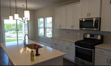 1411 Alabaster Ln in Lebanon, TN - Building Photo - Building Photo