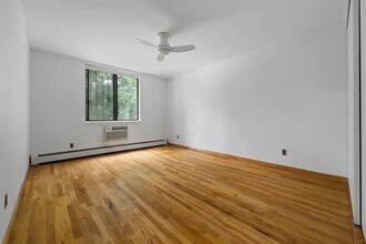 74-80 Madison Street in New York, NY - Building Photo - Building Photo