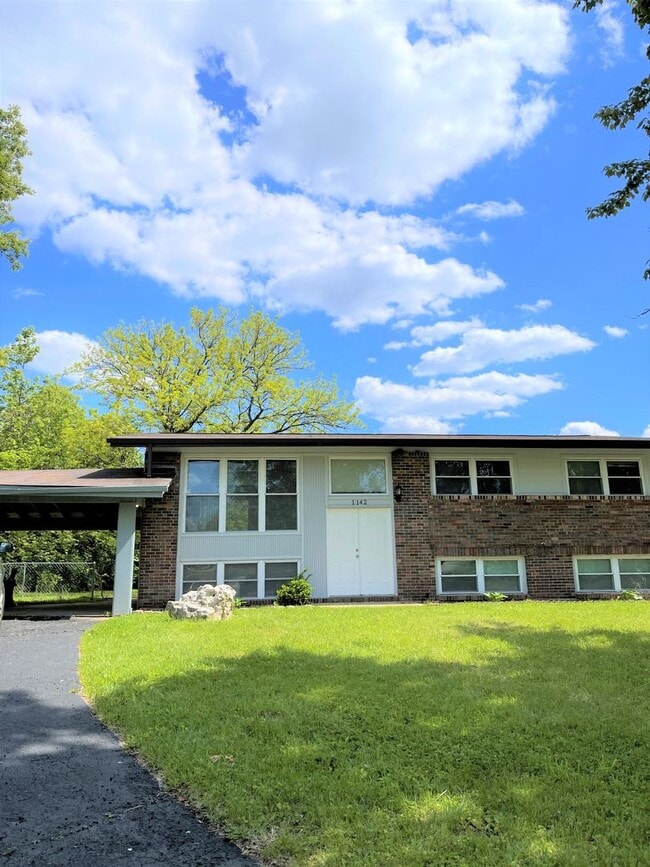 property at 1142 Westleigh Terrace