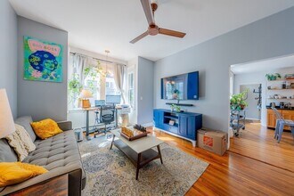 77 Columbus Ave, Unit 1 in Somerville, MA - Building Photo - Building Photo