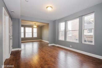 8350 S Marquette Ave-Unit -1R in Chicago, IL - Building Photo - Building Photo