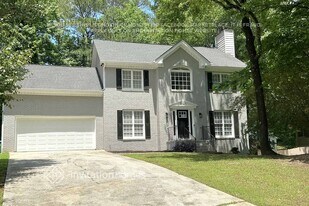 3339 Woodrock Ln in Snellville, GA - Building Photo