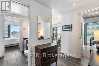 60 Colborne St in Toronto, ON - Building Photo - Building Photo