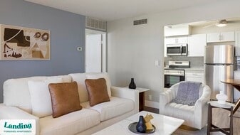 2301 S Valley View Blvd in Las Vegas, NV - Building Photo