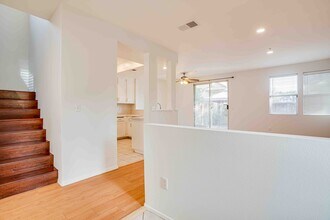 20832 Valerio St, Unit 30 in Winnetka, CA - Building Photo - Building Photo