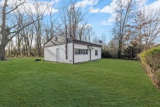 28 Crescent Dr in Pemberton Township, NJ - Building Photo - Building Photo