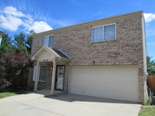 6658 Largo Ln