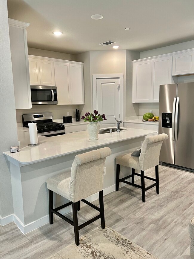 property at 1320 Creekbank Dr
