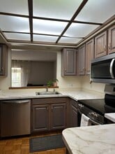 1174 Hidden Ridge Rd in Toledo, OH - Building Photo - Building Photo