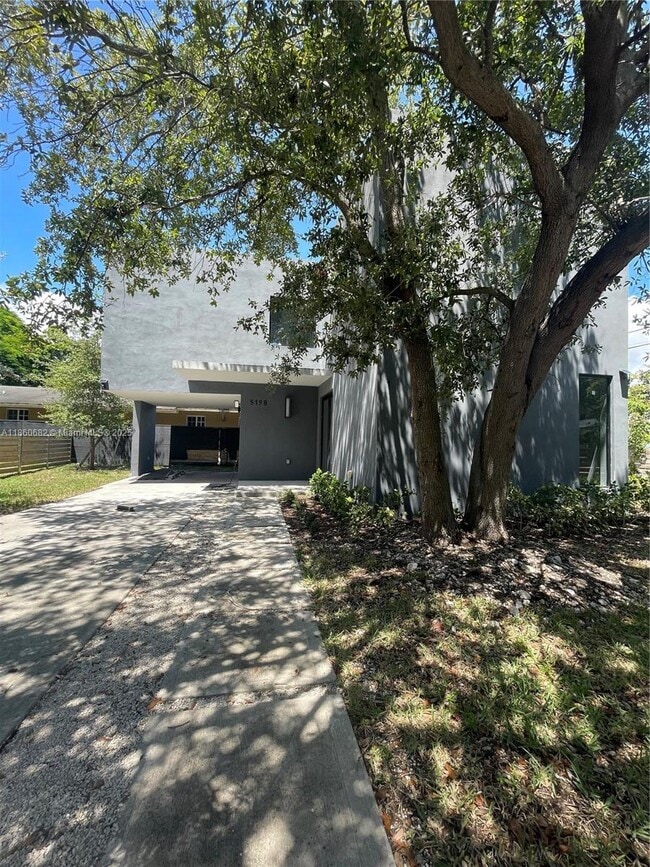 5198 NW 3rd Ave in Miami, FL - Building Photo - Building Photo