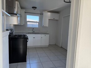 82077 Santa Rosa Ave in Indio, CA - Building Photo - Building Photo