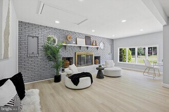 116 Wayne Dr in Cinnaminson, NJ - Building Photo - Building Photo