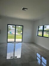 2877 SE 1st Ct in Boynton Beach, FL - Building Photo - Building Photo