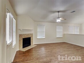 8527 Sea Rim Dr in Converse, TX - Building Photo - Building Photo