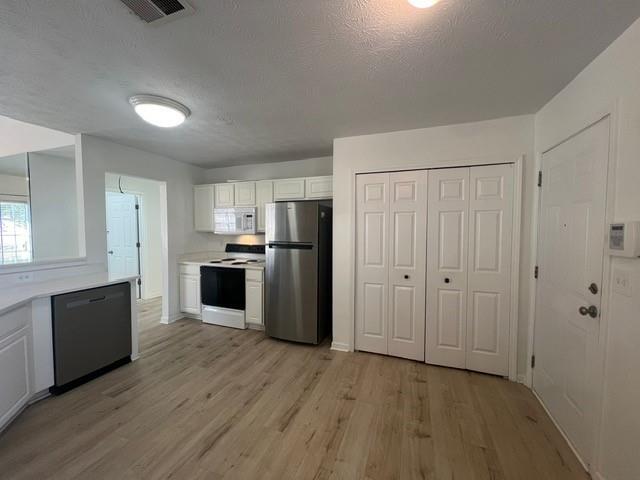 3025 Lake Park Trail in Acworth, GA - Building Photo - Building Photo