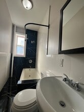 104 Belmont Ave, Unit 3A in Jersey City, NJ - Building Photo - Building Photo