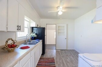 605 N South St in Petersburg, VA - Foto de edificio - Building Photo