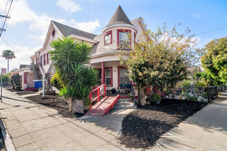 2407-2421 E 21st St in Oakland, CA - Building Photo - Primary Photo