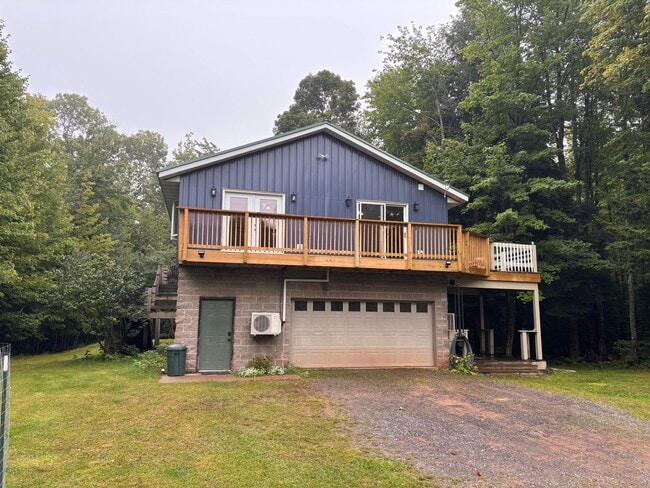 7364 Co Rd 550 in Marquette, MI - Building Photo - Building Photo